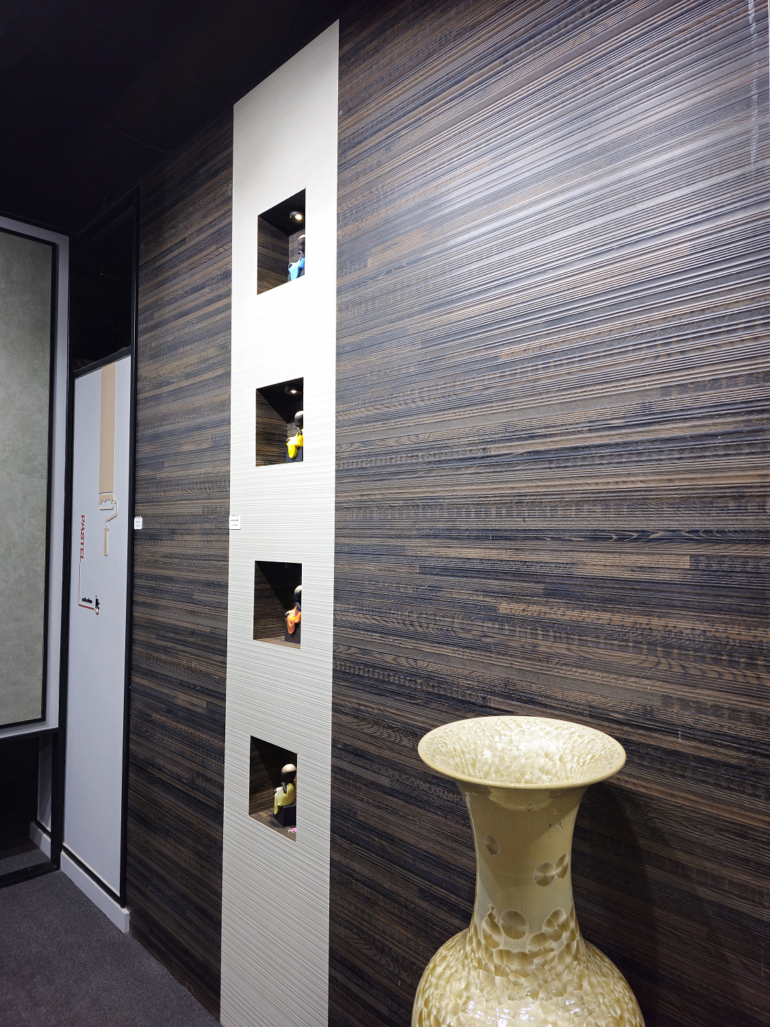 Открытие двухэтажного шоу-рума LAVIT TILE в Индии – более 2000 дизайнов и интерьерные решения
